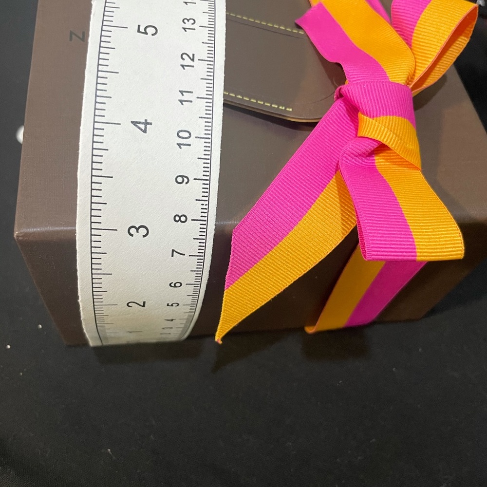 Authentic Gift Box - image 5